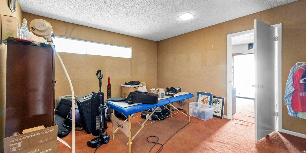 Turn-Key Medical Office: Steps from Lawnwood Medical Center