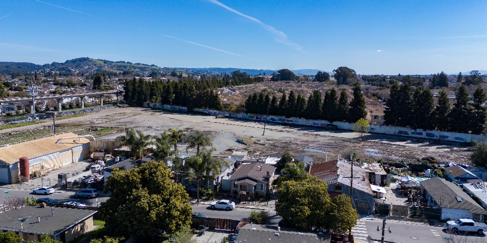 10901 Russet Street, Oakland, CA for sale