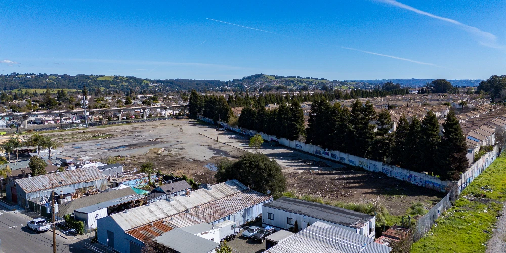 10901 Russet Street, Oakland, CA for sale