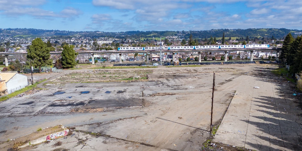 10901 Russet Street, Oakland, CA for sale