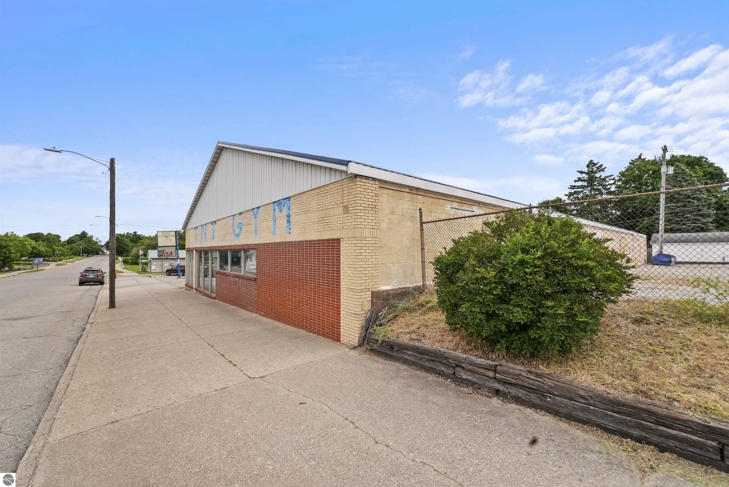 10,500 SF Downtown Retail Building & 50 Space Parking Lot
