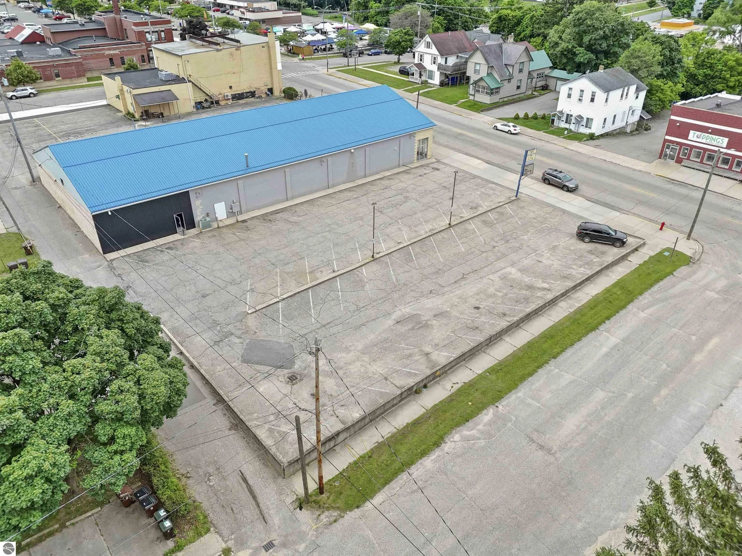 10,500 SF Downtown Retail Building & 50 Space Parking Lot