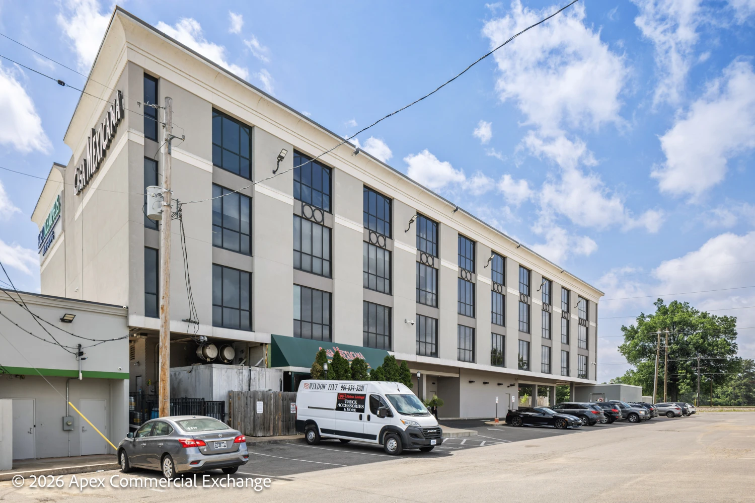 555 Perkins Ext | Medical & Traditional Office | East Memphis