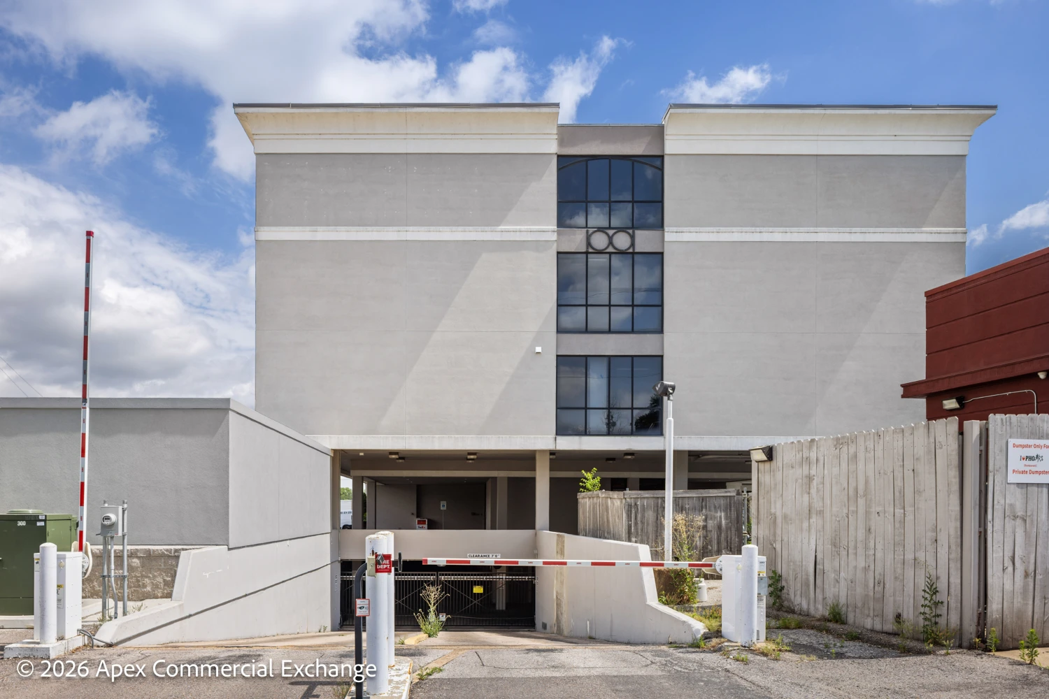 555 Perkins Ext | Medical & Traditional Office | East Memphis