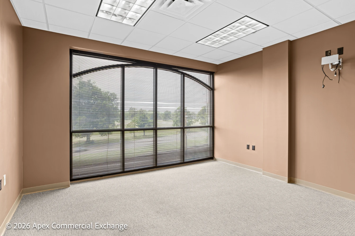 555 Perkins Ext | Medical & Traditional Office | East Memphis