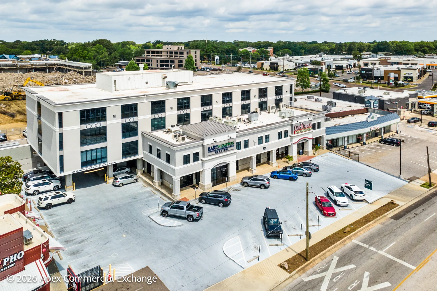 555 Perkins Ext | Medical & Traditional Office | East Memphis