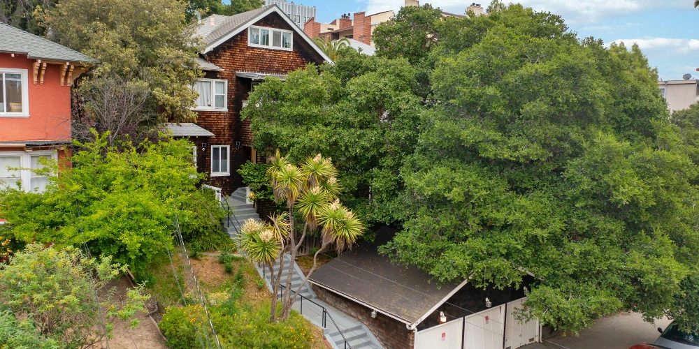 260 Park View Ter