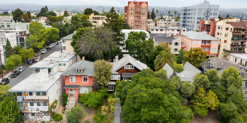 260 Park View Ter