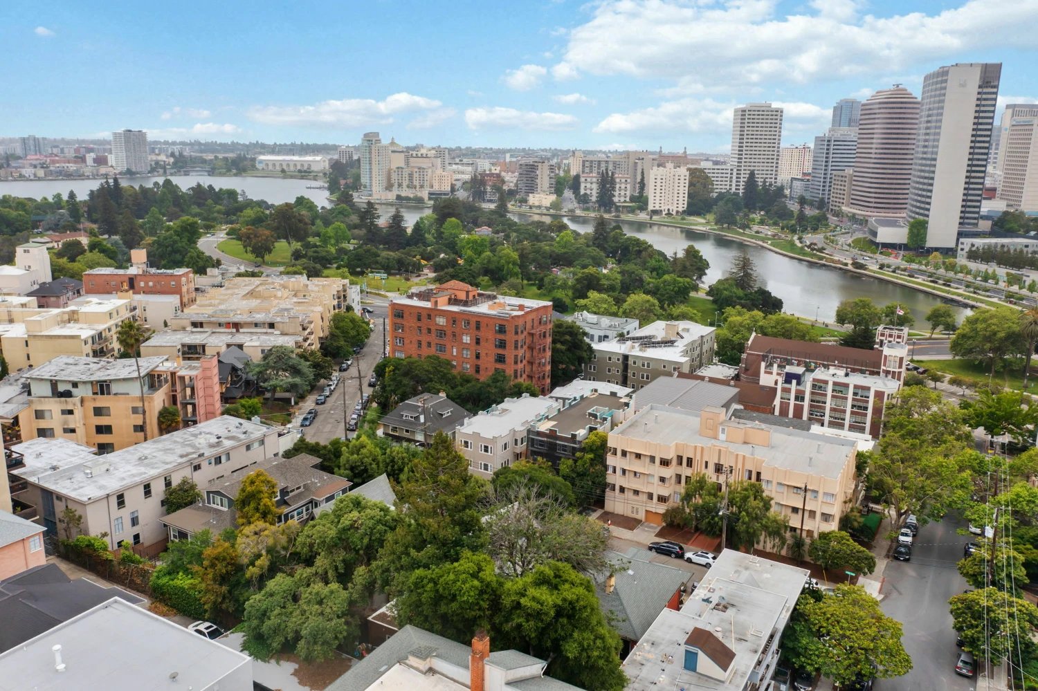 260 Park View Ter