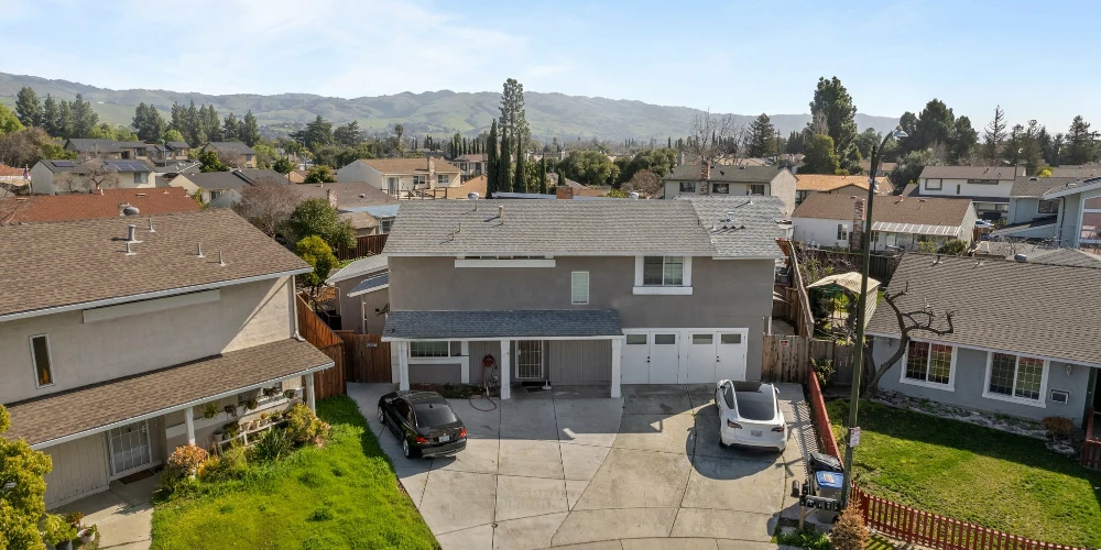 2604 Sierra Vista Ct