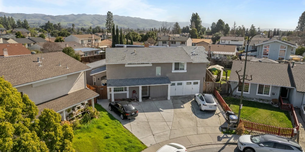 2604 Sierra Vista Ct