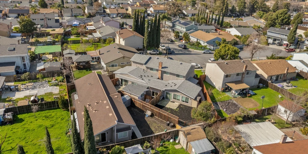 2604 Sierra Vista Ct