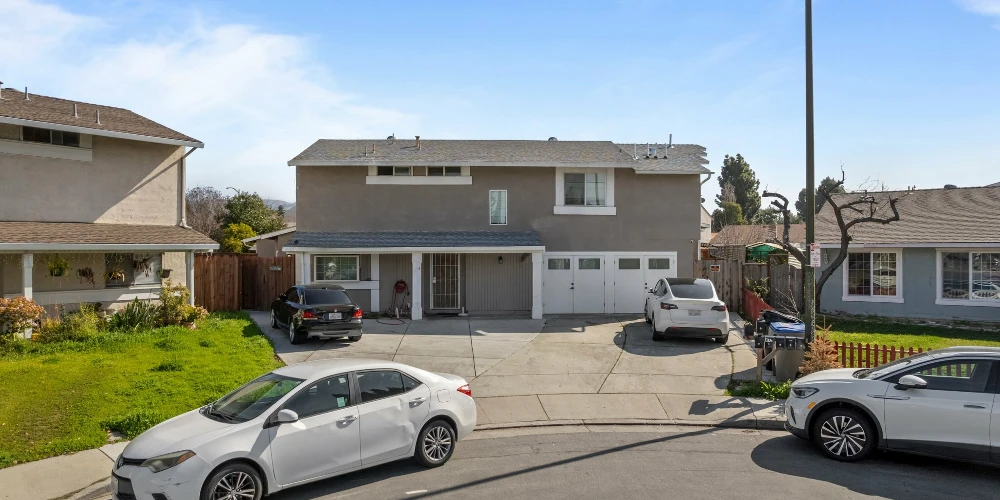 2604 Sierra Vista Ct