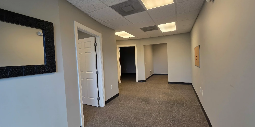 Contractor's Business Park: 1800sf Flex Condo for Sale or Lease