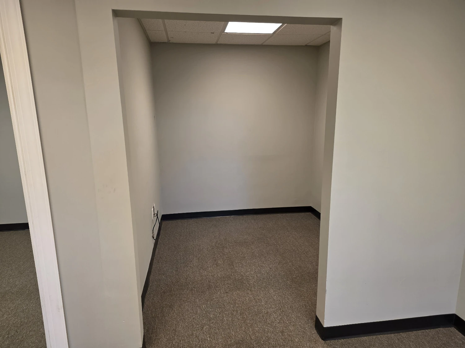Contractor's Business Park: 1800sf Flex Condo for Sale or Lease