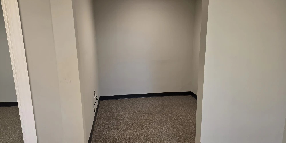 Contractor's Business Park: 1800sf Flex Condo for Sale or Lease