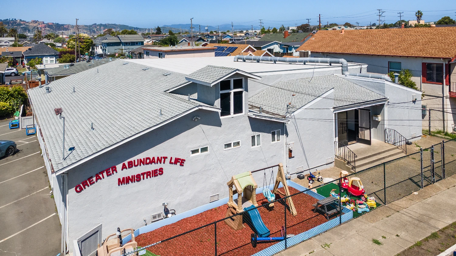 Richmond CA Church & Childcare Space For Sale | 671 9th St
