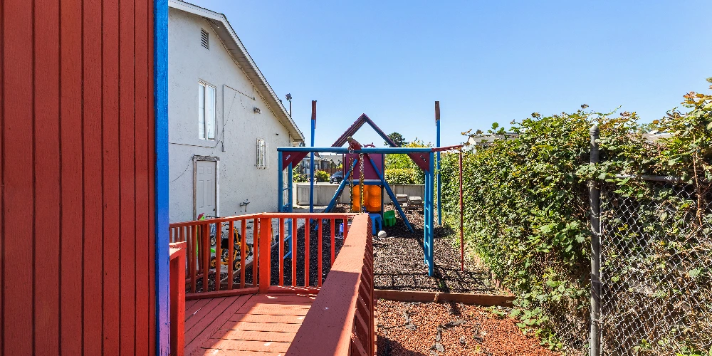 Richmond CA Church & Childcare Space For Sale | 671 9th St