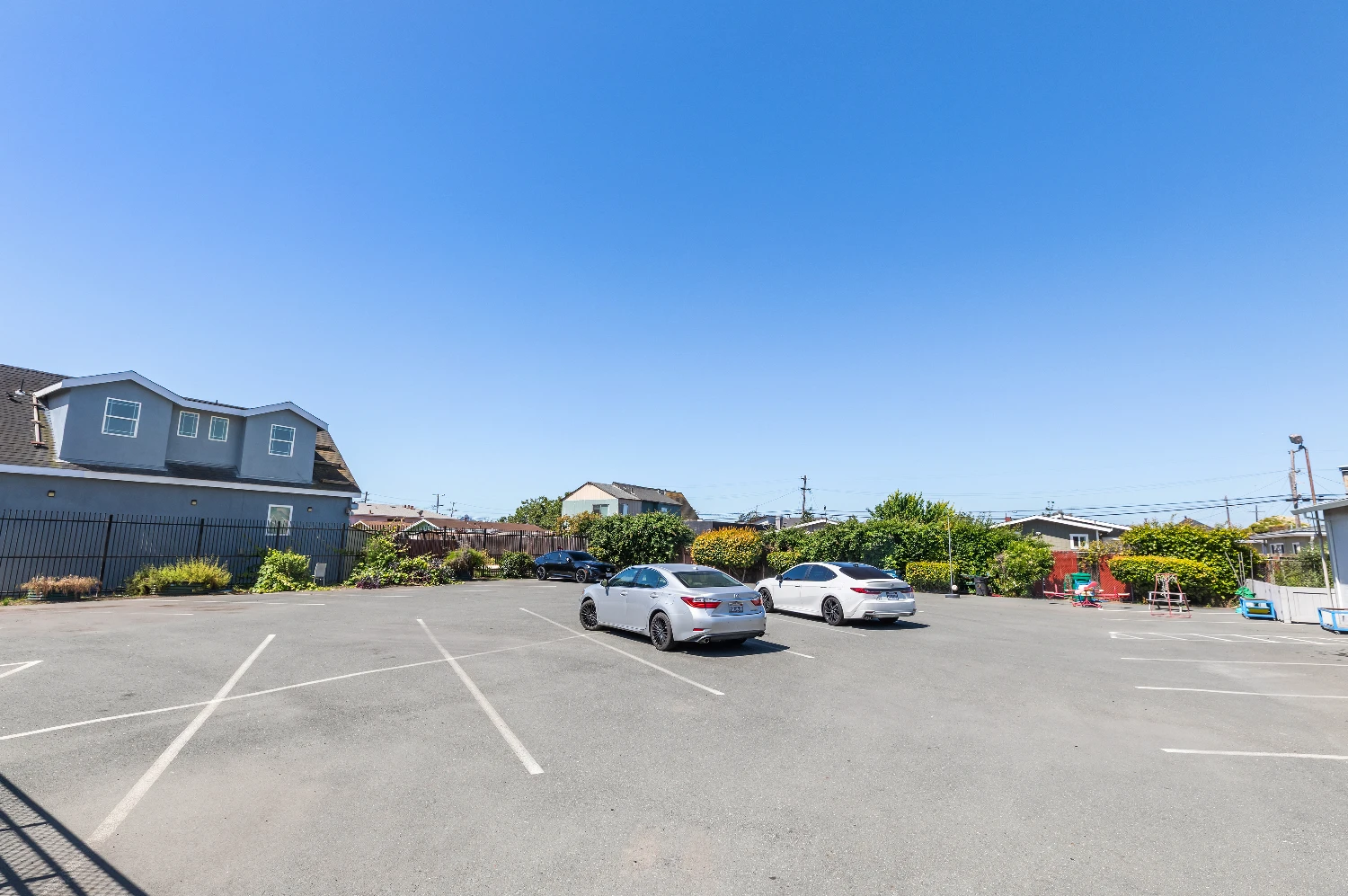 Richmond CA Church & Childcare Space For Sale | 671 9th St