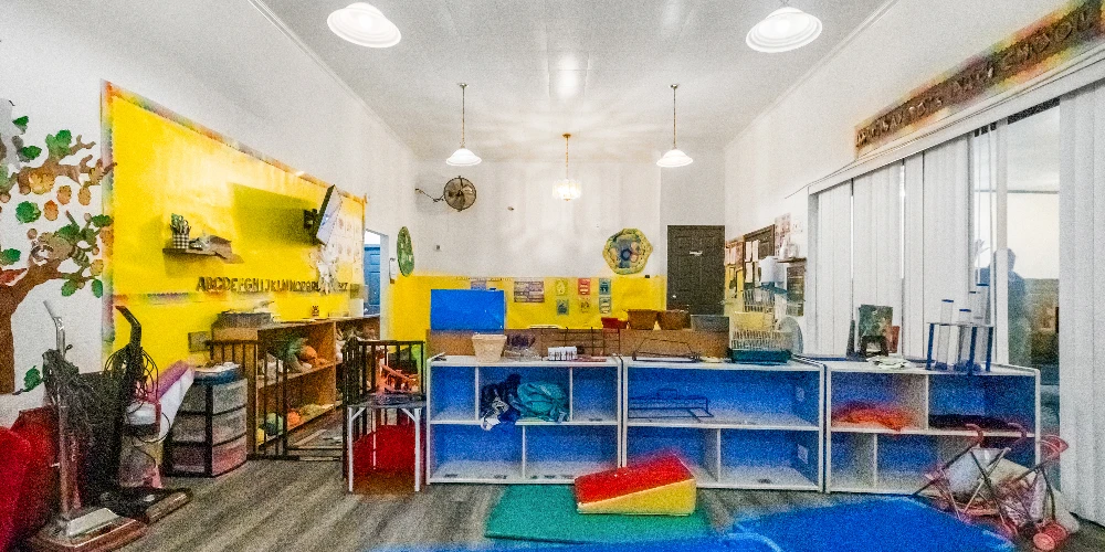 Richmond CA Church & Childcare Space For Sale | 671 9th St