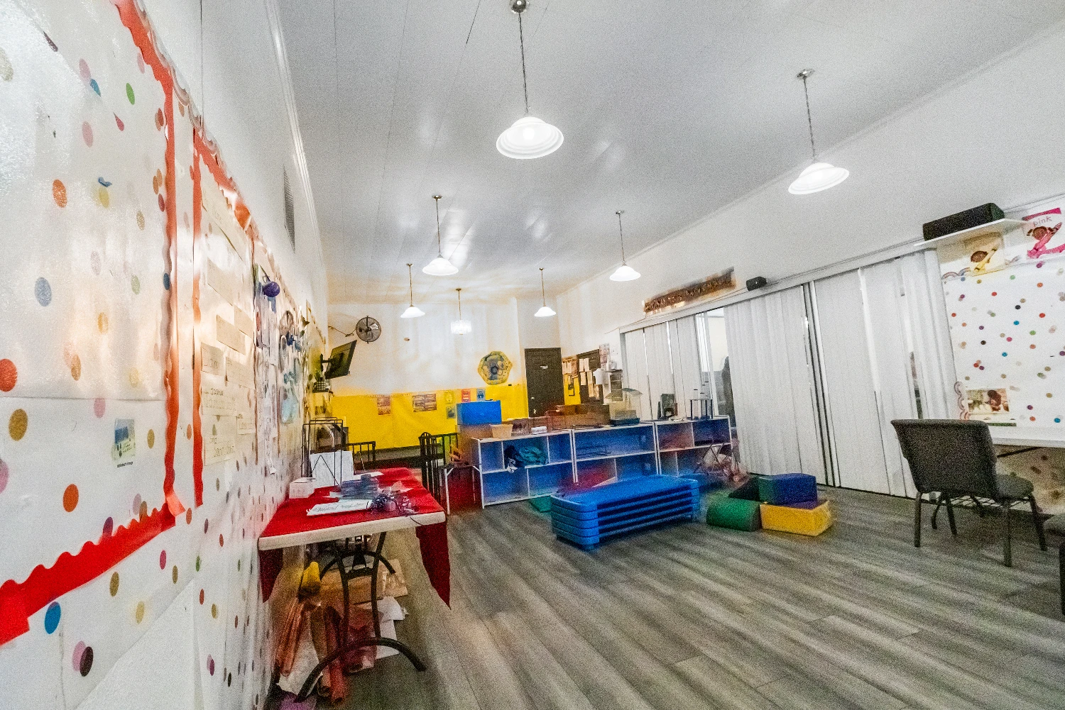Richmond CA Church & Childcare Space For Sale | 671 9th St