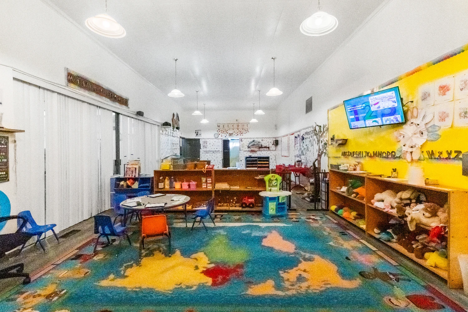Richmond CA Church & Childcare Space For Sale | 671 9th St