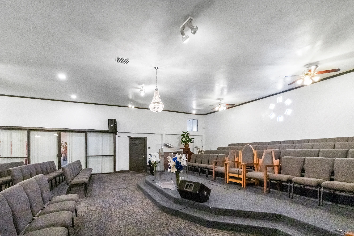 Richmond CA Church & Childcare Space For Sale | 671 9th St