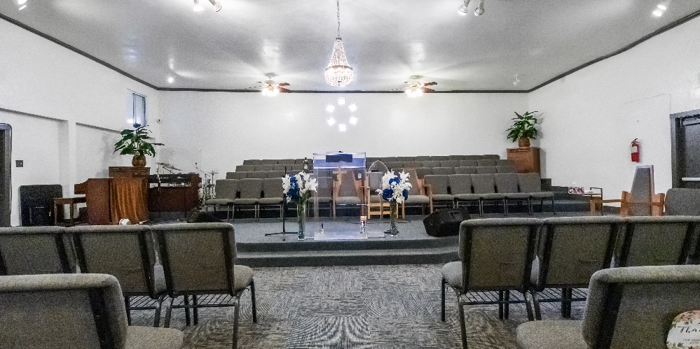 Richmond CA Church & Childcare Space For Sale | 671 9th St