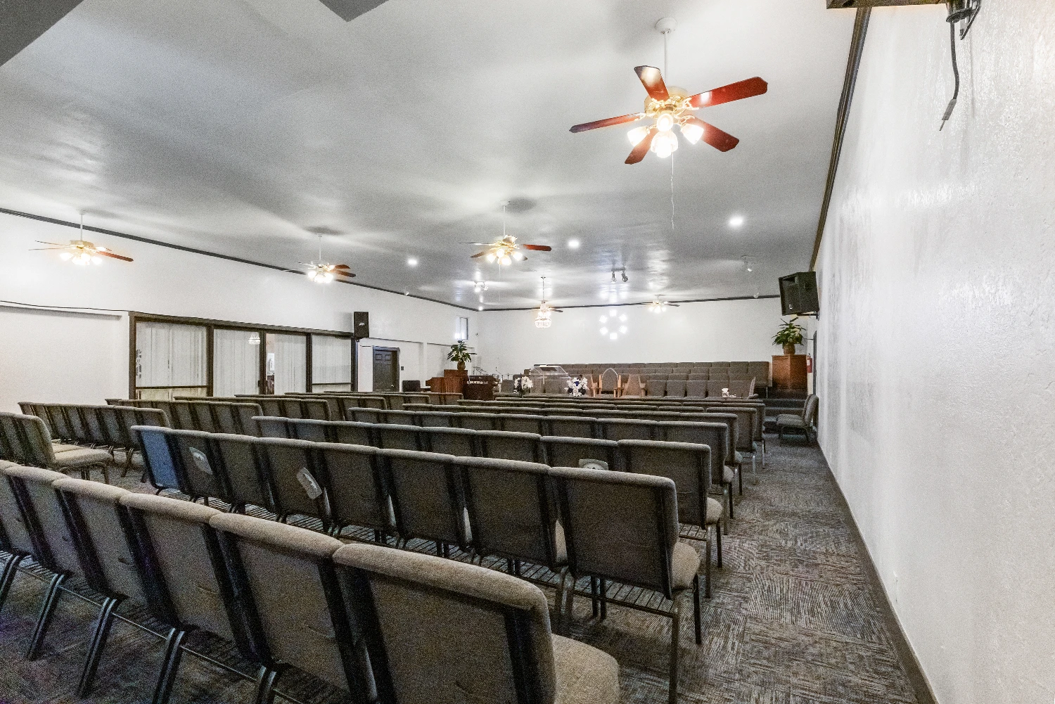 Richmond CA Church & Childcare Space For Sale | 671 9th St