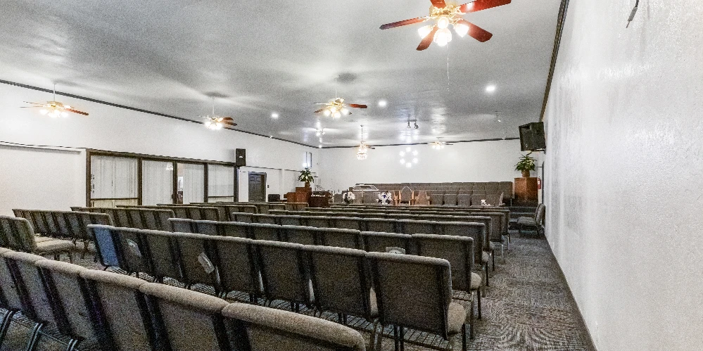 Richmond CA Church & Childcare Space For Sale | 671 9th St
