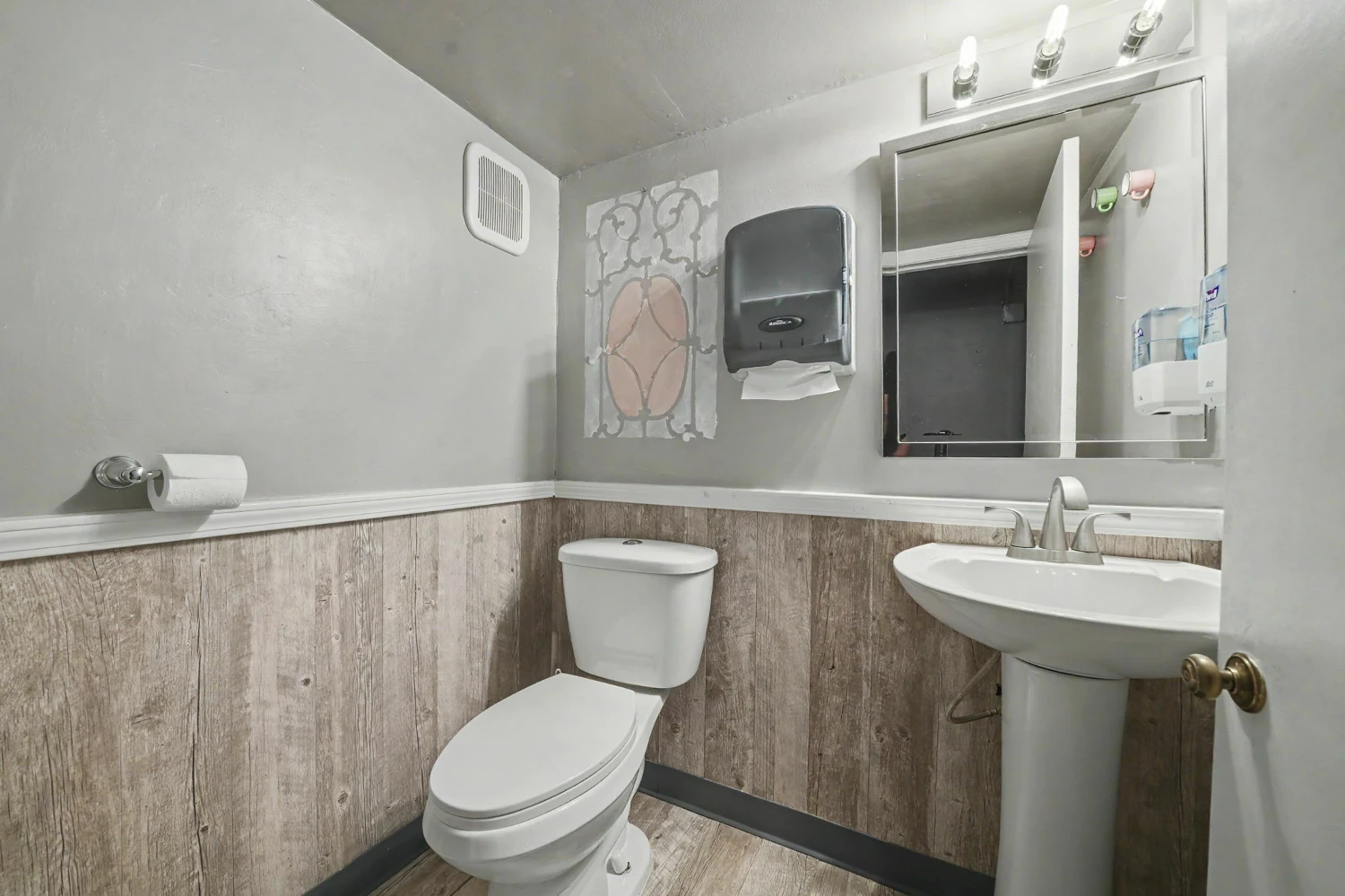 160-164 Main St., Jackson, CA for sale