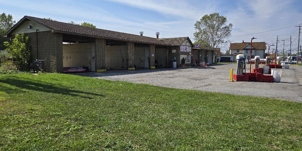 2467 Clinton St. - Self Serve Car Wash