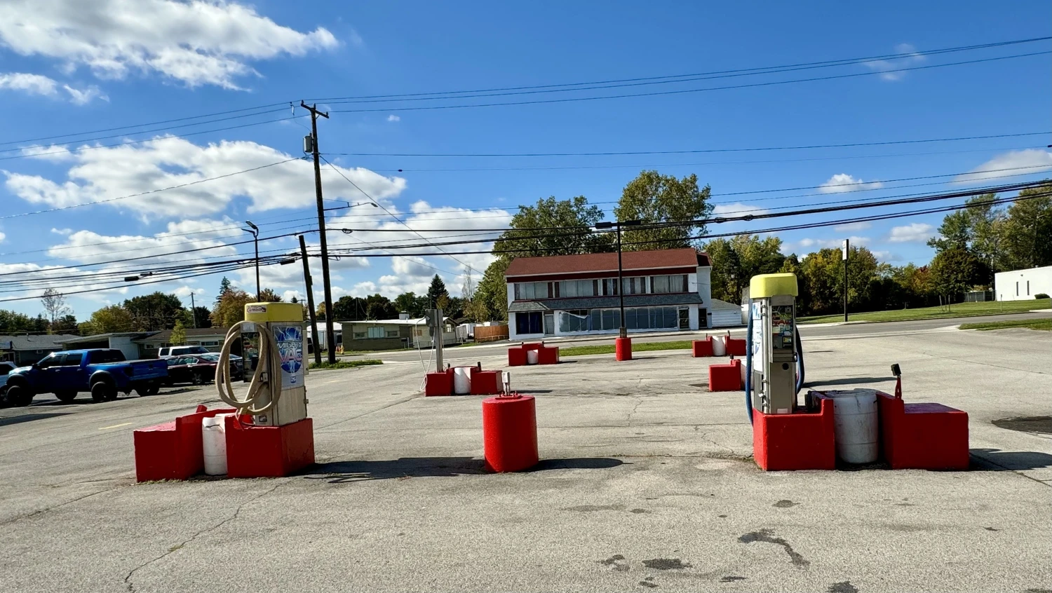 6283 Transit Rd    Self Serve Car Wash