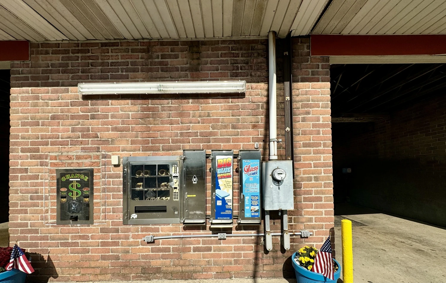 6283 Transit Rd    Self Serve Car Wash
