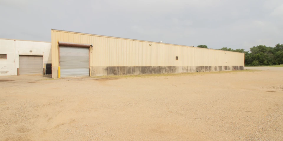 Light/Heavy Industrial & Self-Storage Building