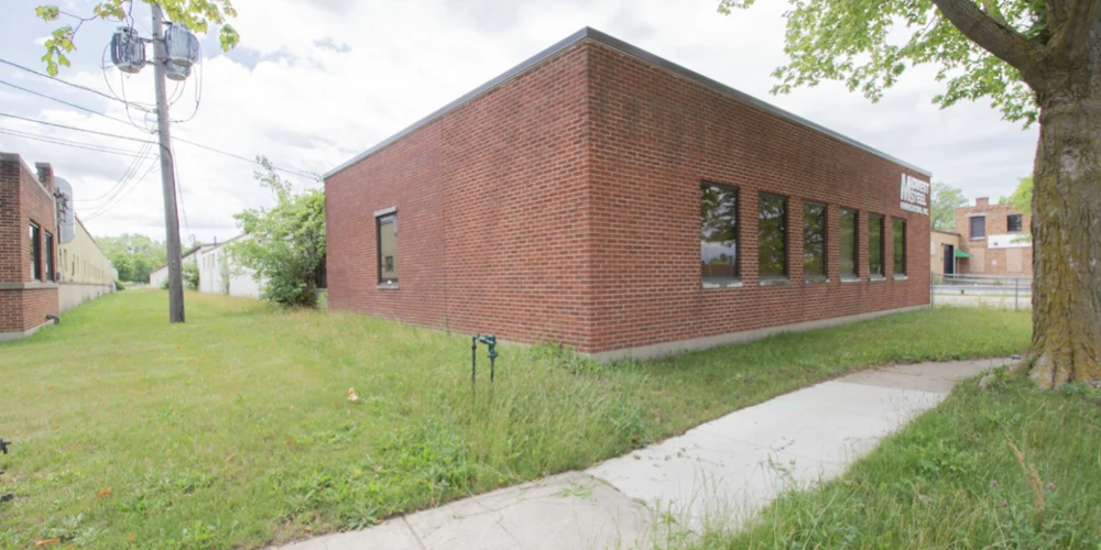 Light/Heavy Industrial & Self-Storage Building