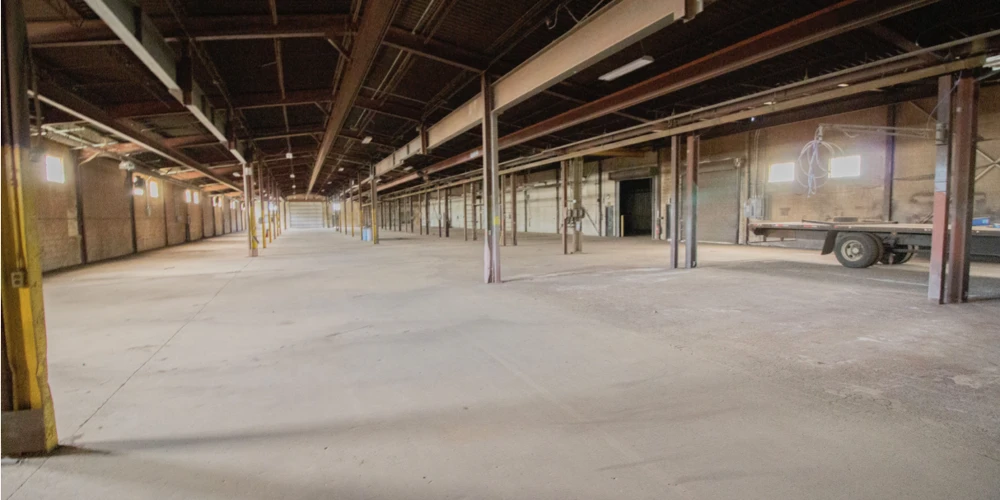 Light/Heavy Industrial & Self-Storage Building