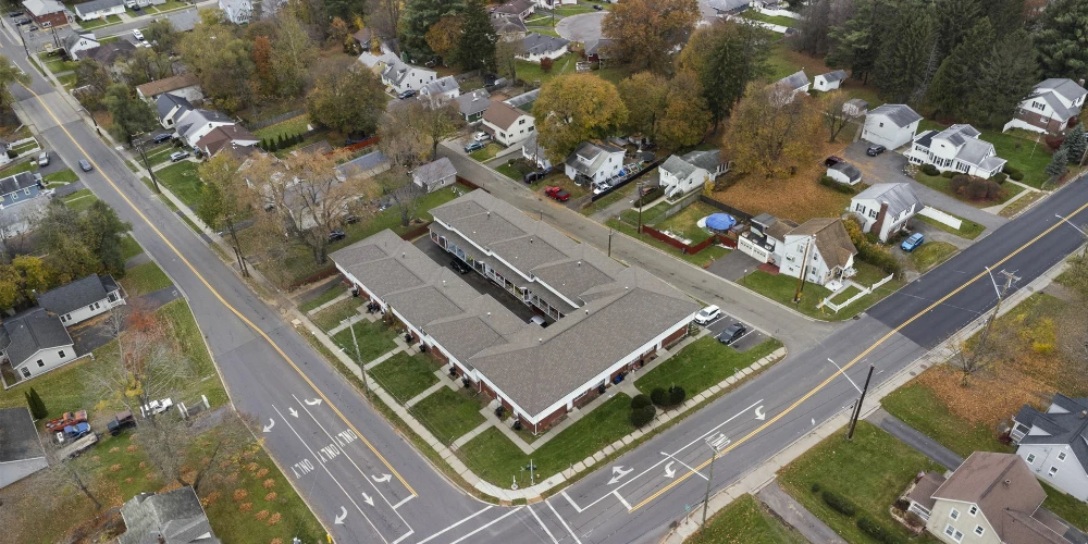 101 Hooper Rd.
