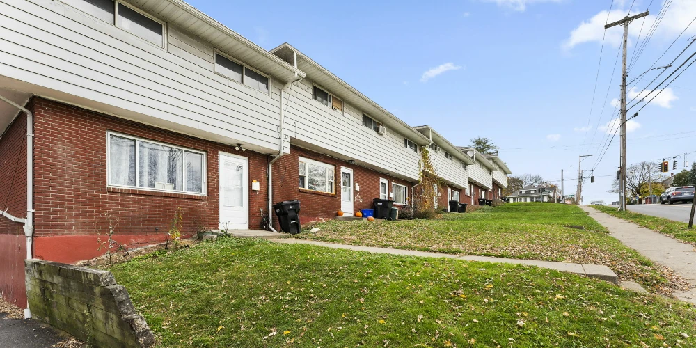 101 Hooper Rd.