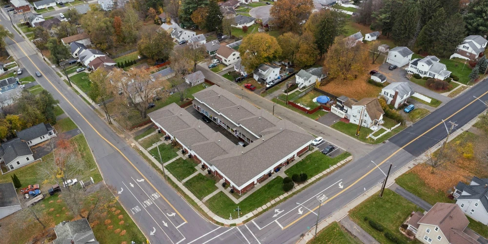 101 Hooper Rd.