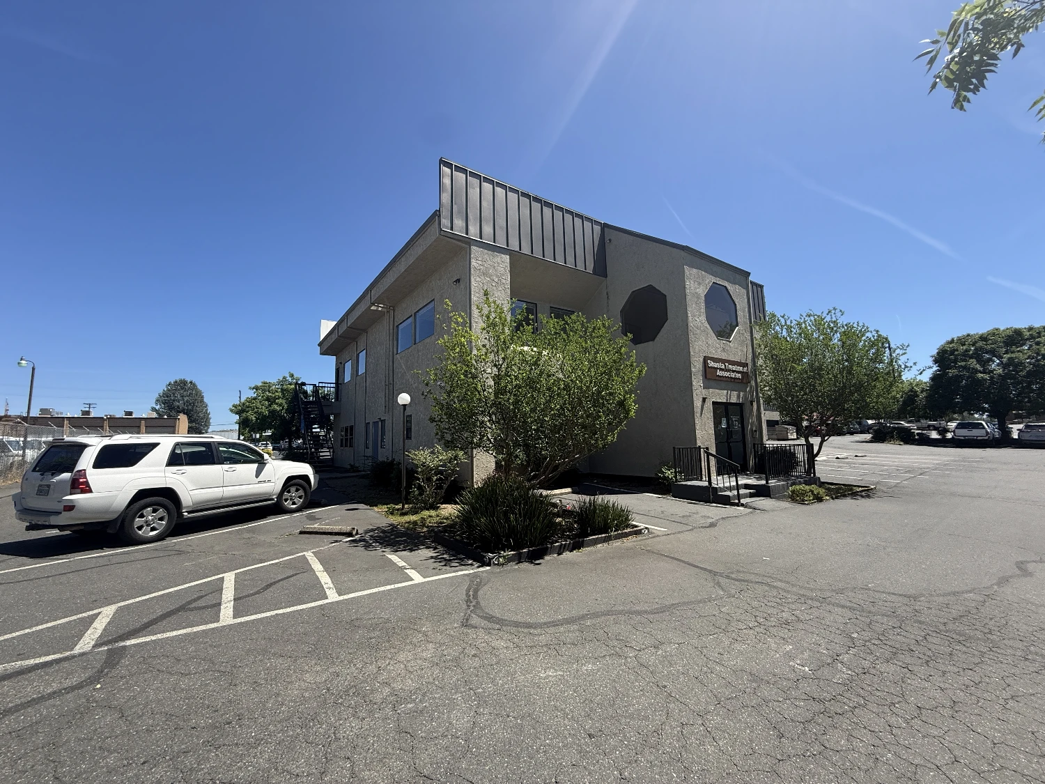 804 East Cypress Avenue, Redding, CA for sale