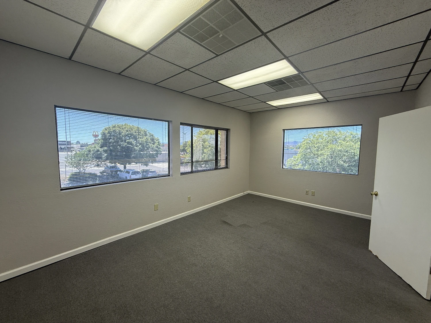 804 East Cypress Avenue, Redding, CA for sale