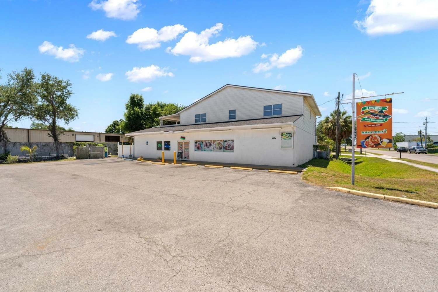 Tampa Mixed-Use Commercial Property with Rental Income