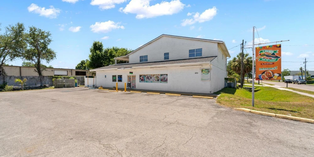 Tampa Mixed-Use Commercial Property with Rental Income