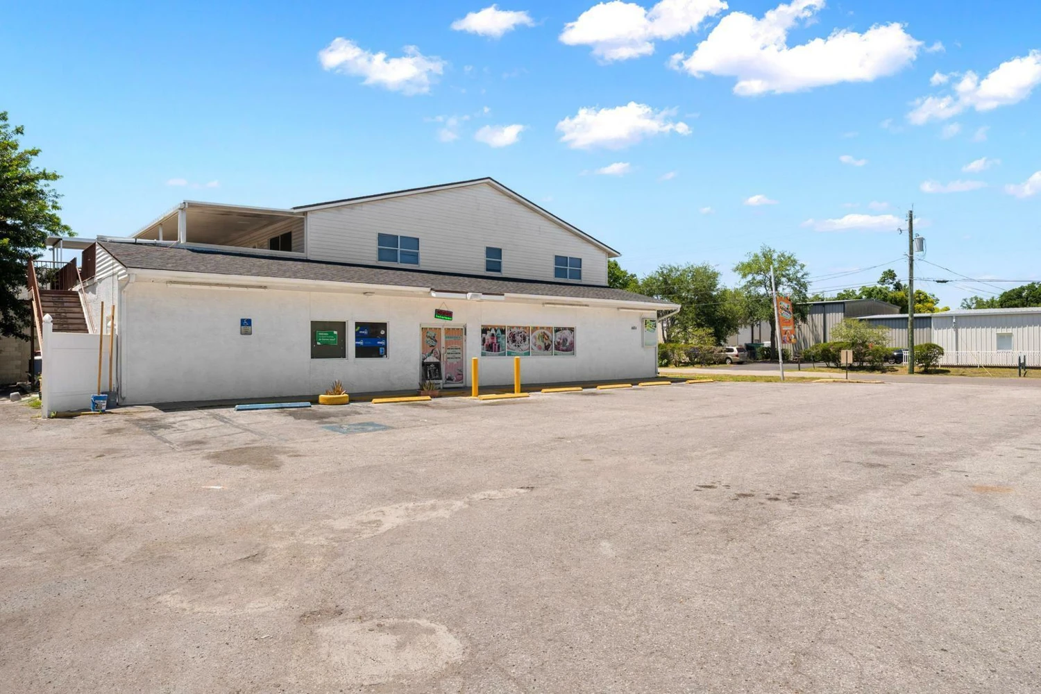 Tampa Mixed-Use Commercial Property with Rental Income