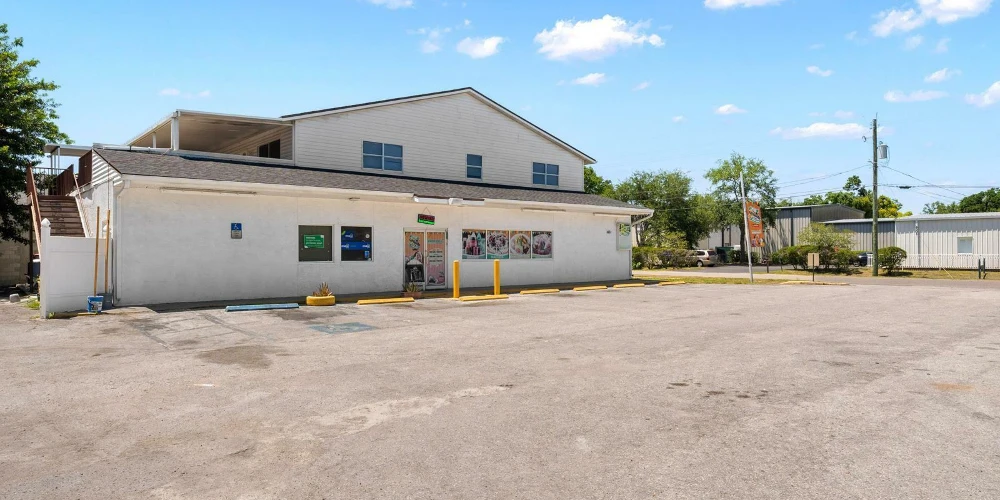 Tampa Mixed-Use Commercial Property with Rental Income