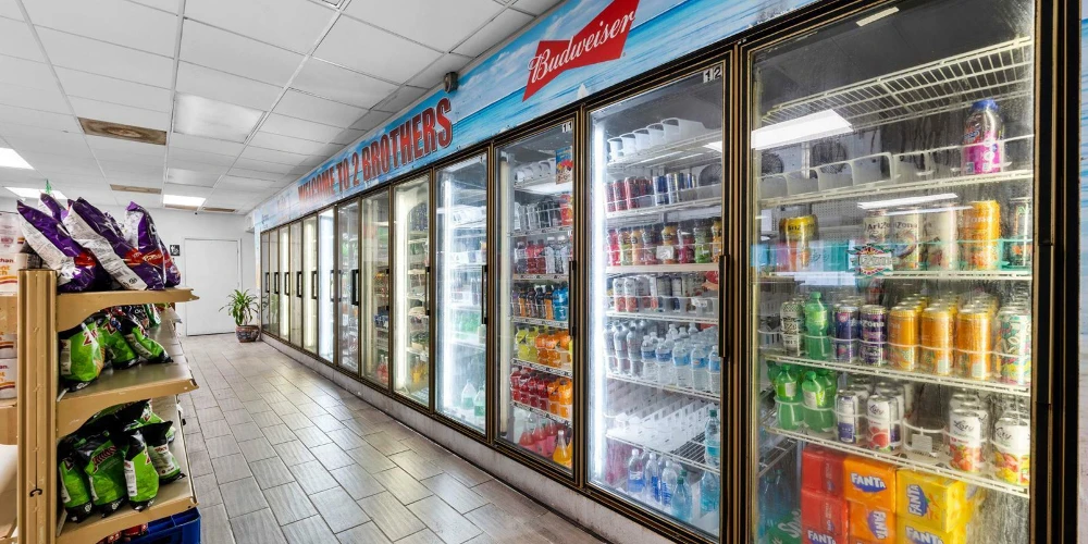 Tampa Mixed-Use Commercial Property with Rental Income