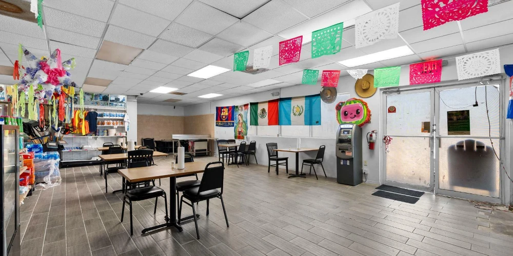 Tampa Mixed-Use Commercial Property with Rental Income