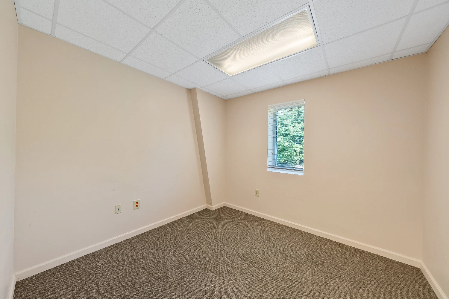 16,000 SF Former Government Office Building - Tyndall Parkway 