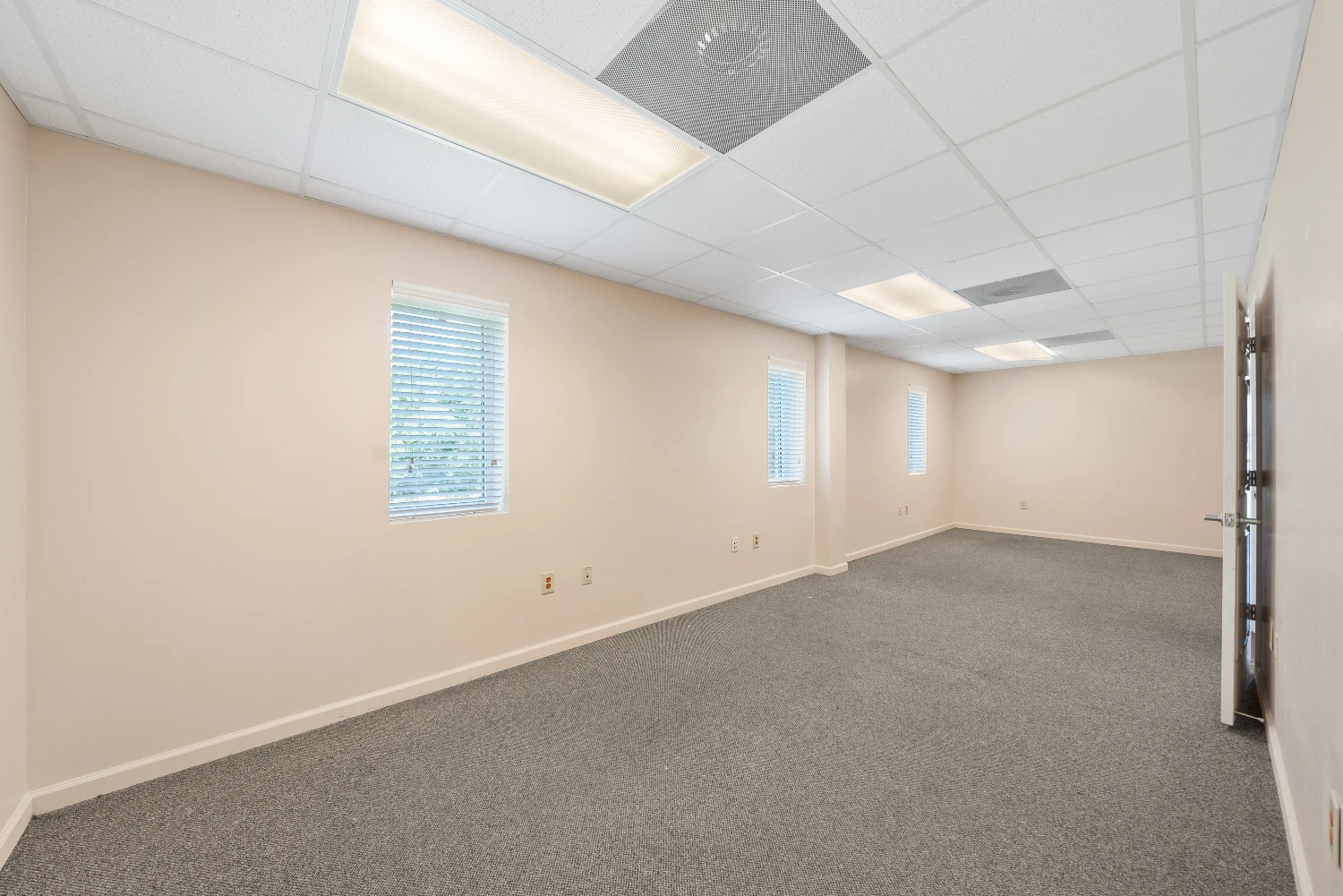 16,000 SF Former Government Office Building - Tyndall Parkway 